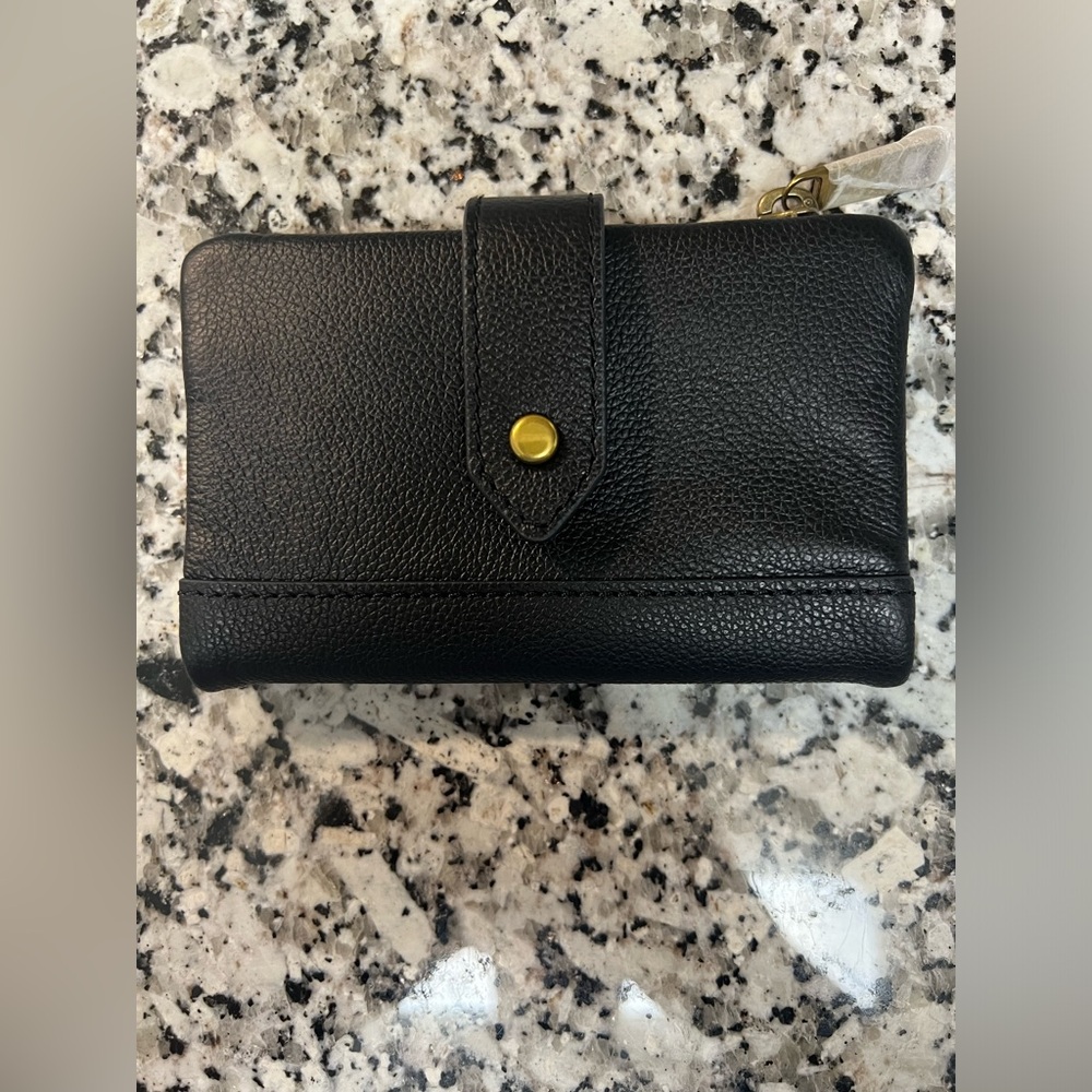 NWT Fossil Lanie Multifunction Wallet - Black